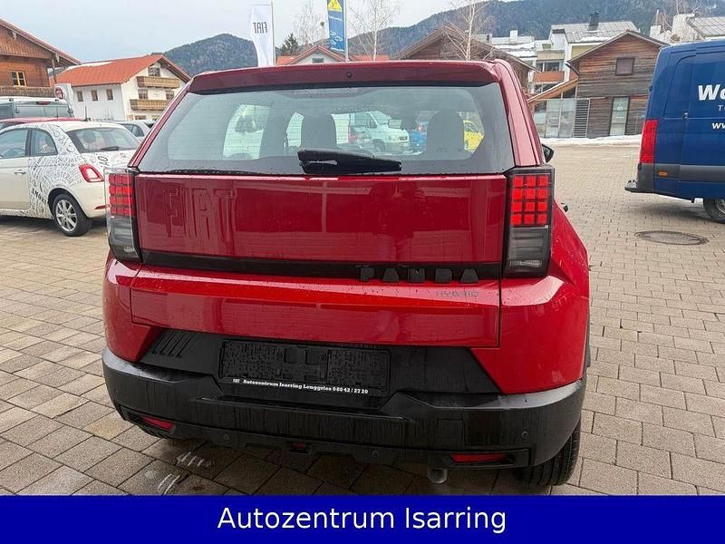 Neu Fiat Grande Panda Pop 101 PS (74 kW) 2026 Rot Kleinwagen