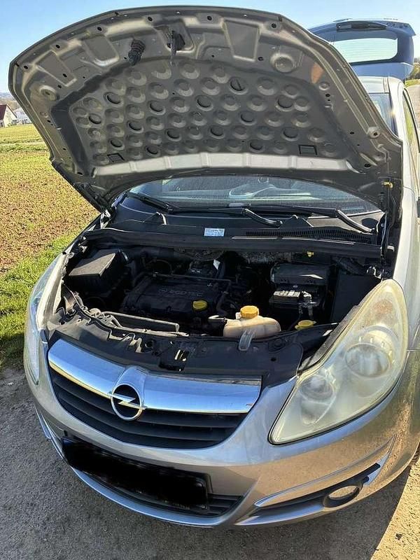Gebraucht Opel Corsa 90 PS (66 kW) 2007 Grau Kleinwagen