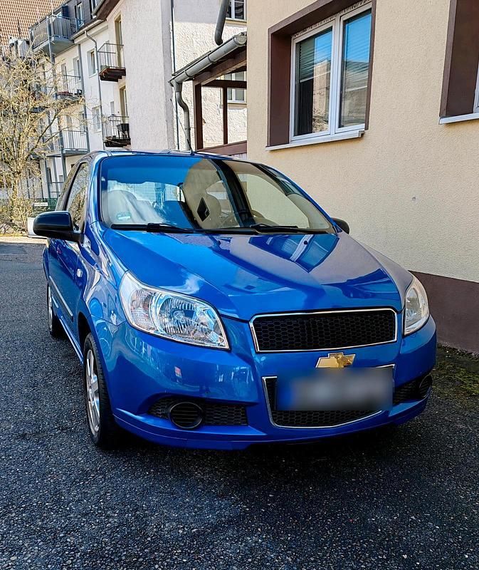 Gebraucht Chevrolet Aveo 85 PS (62 kW) 2010 Blau Kleinwagen