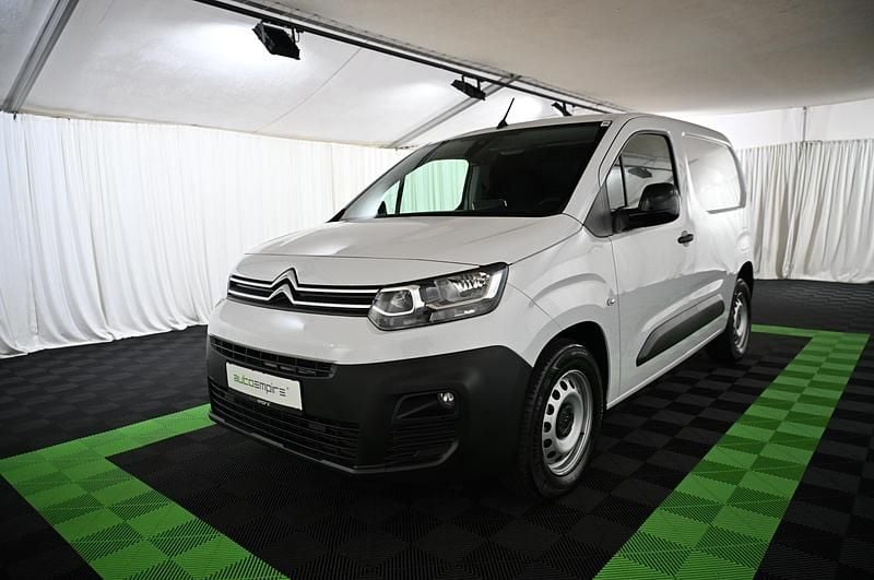 Gebraucht Citroën e-Berlingo 73 kW (100 PS) 2024 Weiß Van / Kleinbus