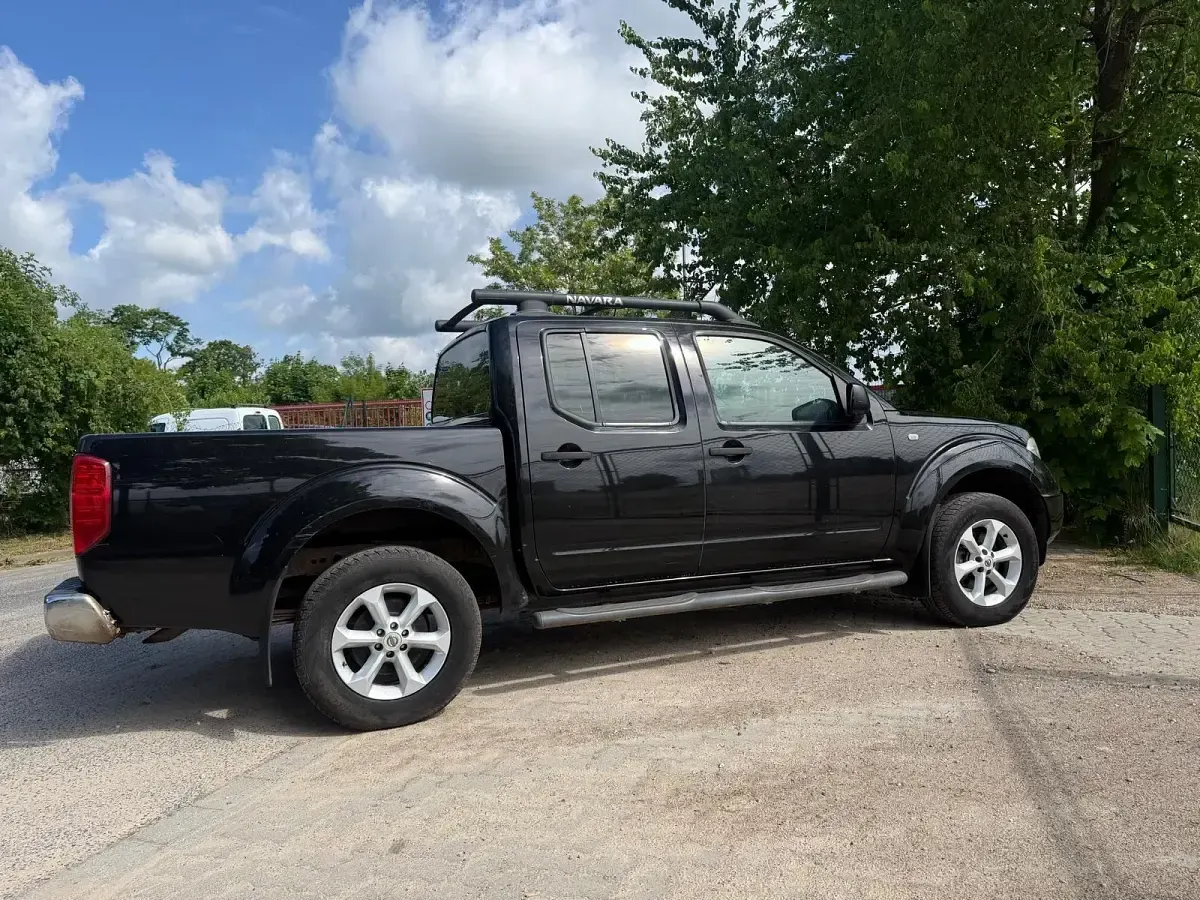 Gebraucht Nissan Navara 174 PS (127 kW) 2006 Schwarz Pickup