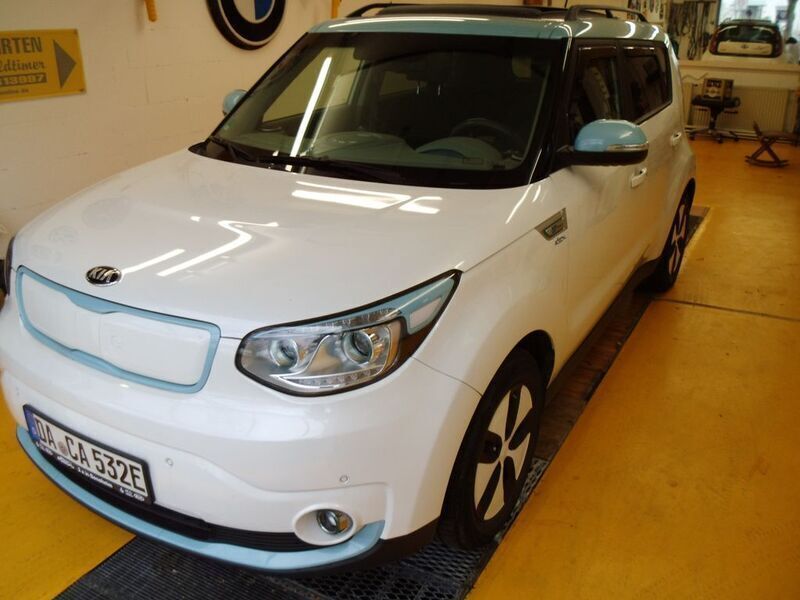 Gebraucht Kia Soul EV Play 80 kW (110 PS) 2016 Weiß SUV