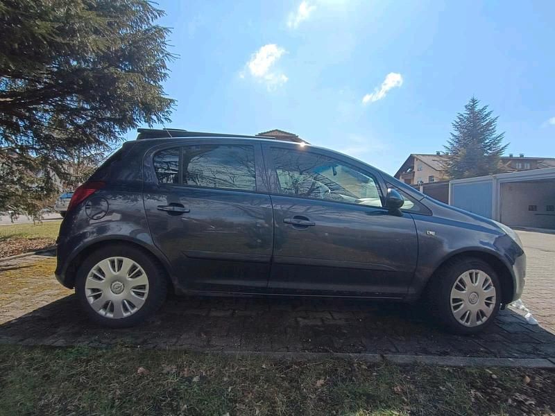 Gebraucht Opel Corsa 80 PS (58 kW) 2007 Grau Kleinwagen