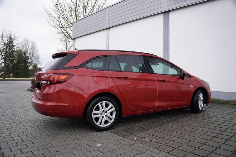 Rot Gebraucht 2019 Opel Astra GS Line Kombi | 13.000 € (Fairer Preis) - Bild 1/4
