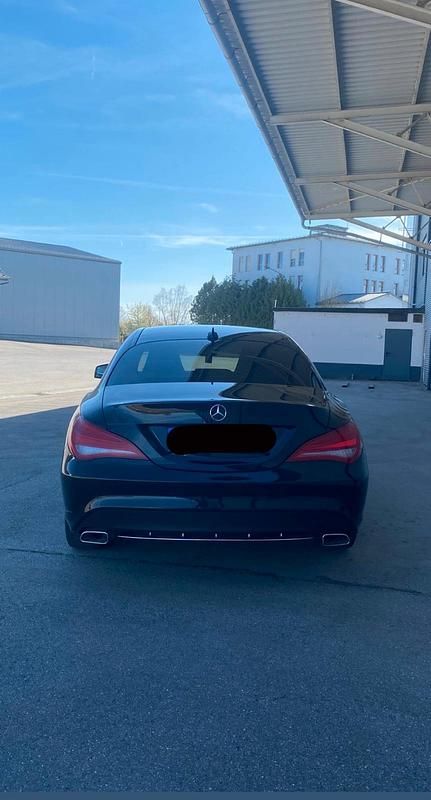 Gebraucht Mercedes CLA220 177 PS (130 kW) 2016 Schwarz Limousine