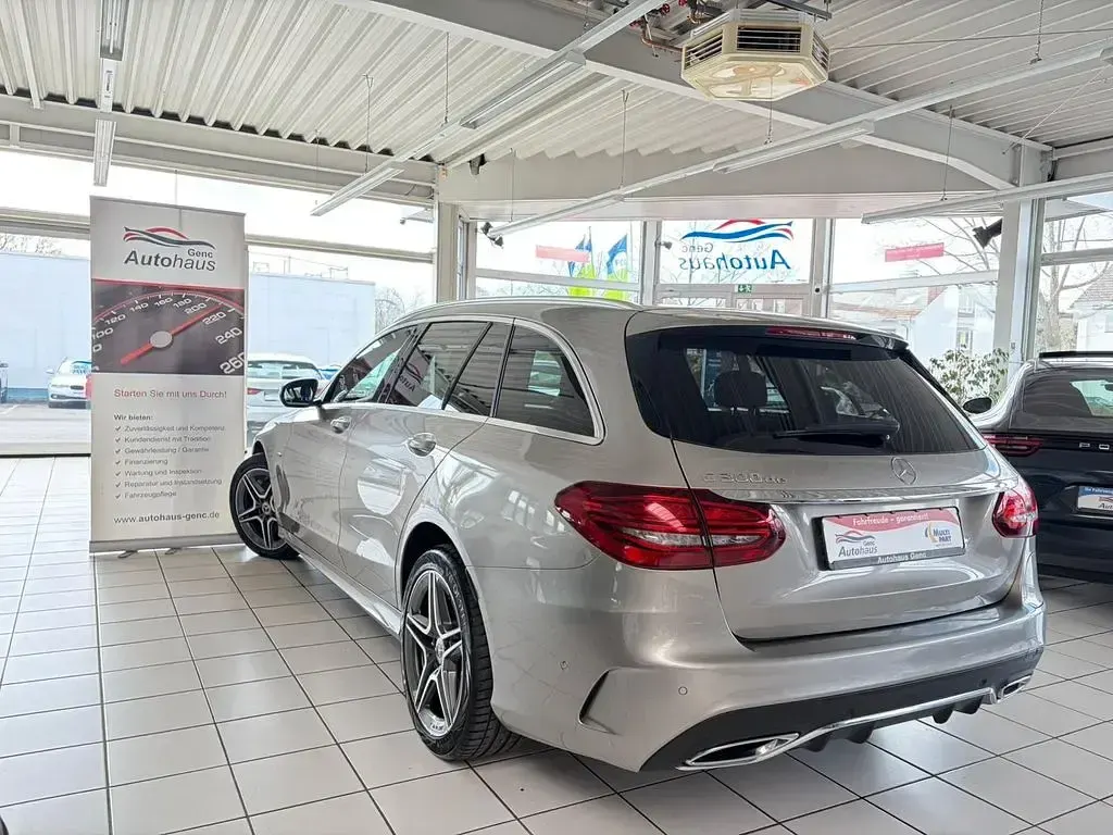 Gebraucht Mercedes C300e 306 PS (225 kW) 2019 Silber Limousine