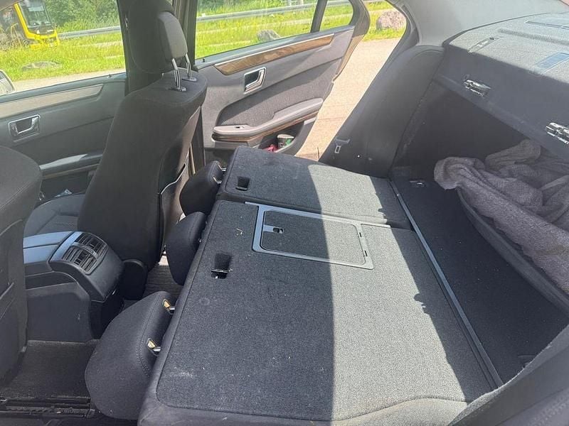 Gebraucht Mercedes E250 Elegance 204 PS (150 kW) 2009 Beige Limousine