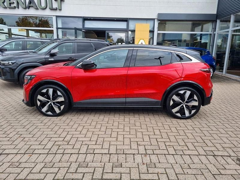 Gebraucht Renault Megane E-Tech Techno 160 kW (218 PS) 2022 Schwarz Limousine