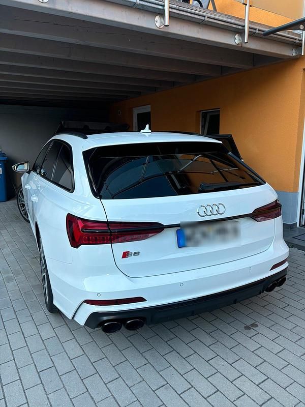 Weiß Gebraucht 2020 Audi S6 Kombi | 29.990 € (Superpreis) - Bild 1/4