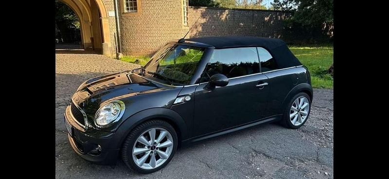 Grau Gebraucht 2013 Mini Cooper SD Cabriolet Cabrio | 11.500 € (Guter Preis) - Bild 1/4