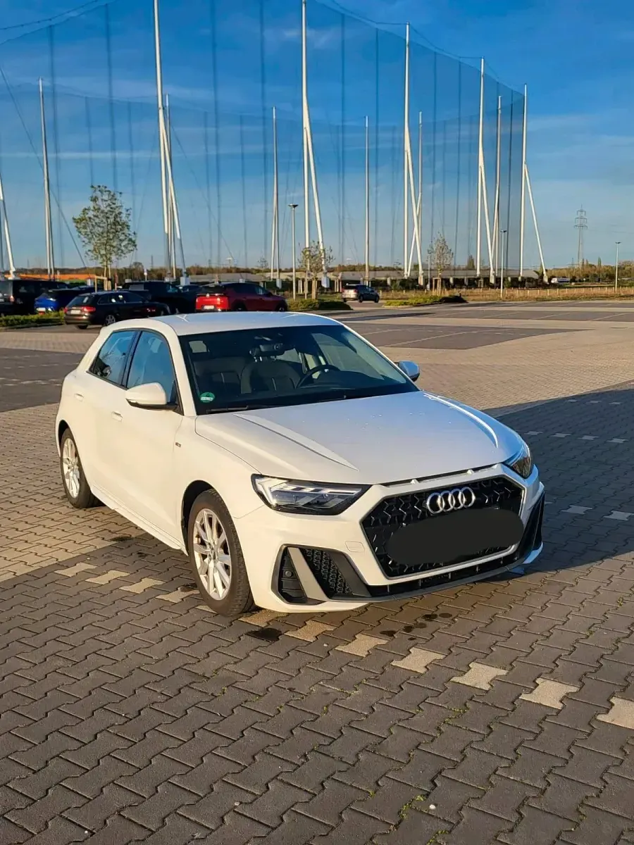 Gebraucht Audi A1 Sport 115 PS (84 kW) 2019 Weiß SUV