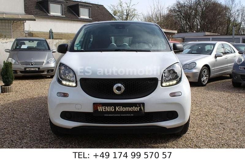Gebraucht Smart ForFour 71 PS (52 kW) 2019 Schwarz Kleinwagen
