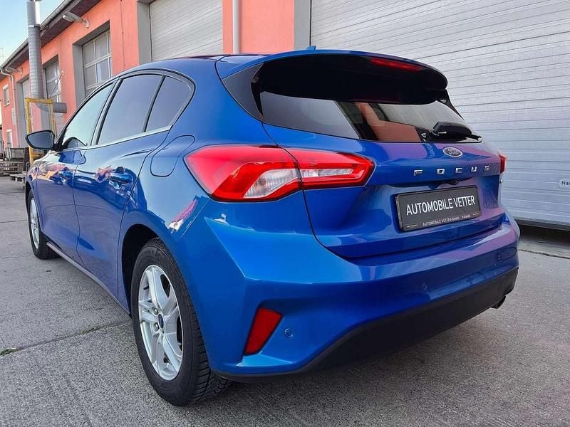 Używany Ford Focus Cool & Connect 155 KM (114 kW) 2020 Niebieski Hatchback