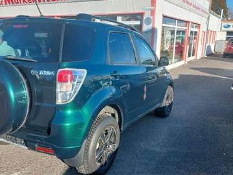 Gebraucht Daihatsu Terios 105 PS (77 kW) 2010 Grün SUV