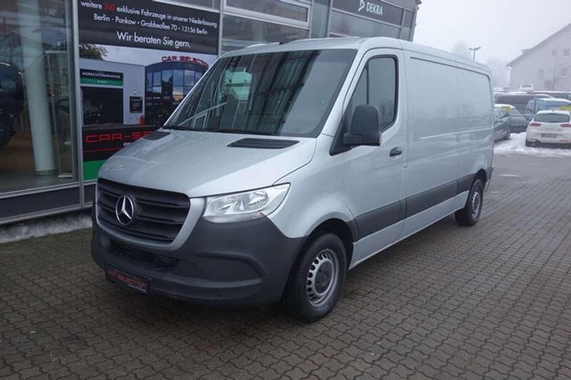 Gebraucht Mercedes Sprinter 143 PS (105 kW) 2020 Silber Van