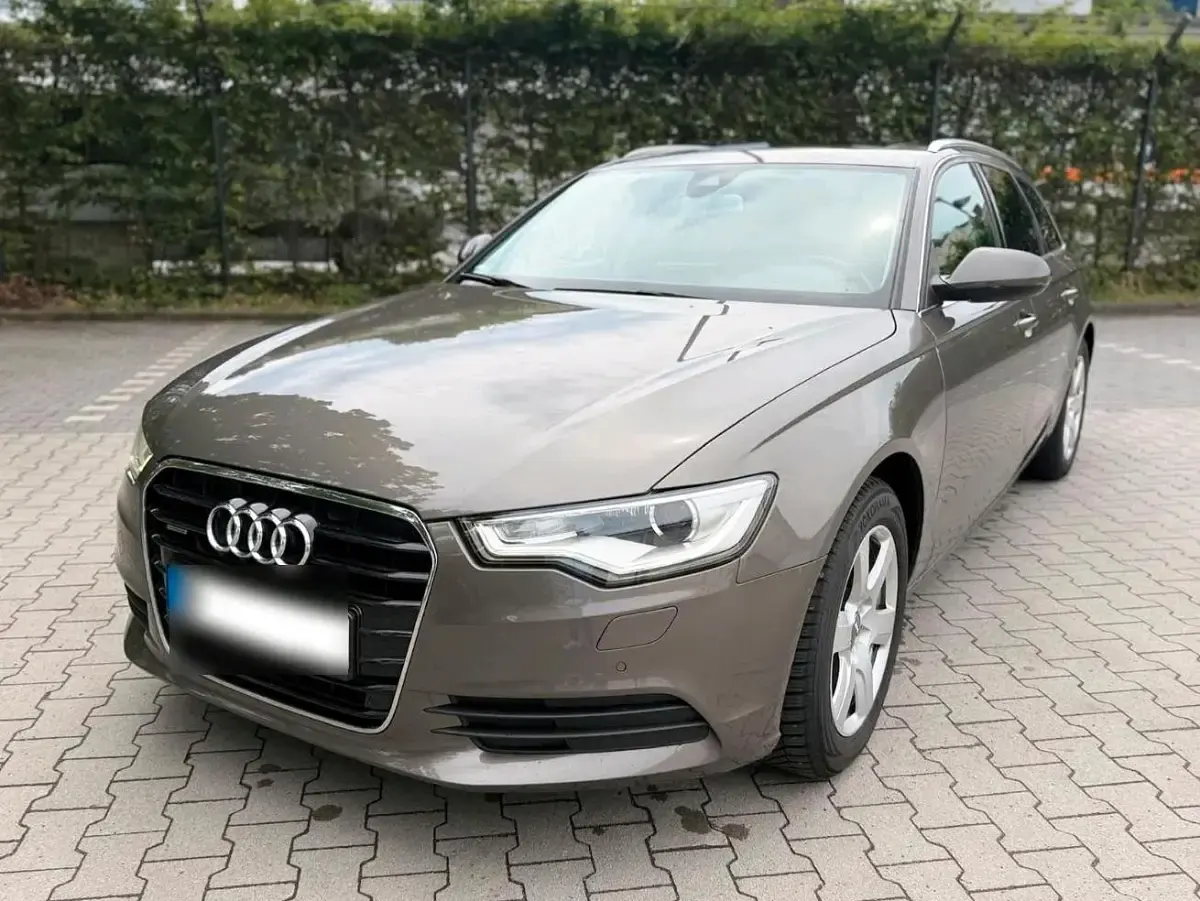 Gebraucht Audi A6 S-Line 245 PS (180 kW) 2012 Silber Kombi