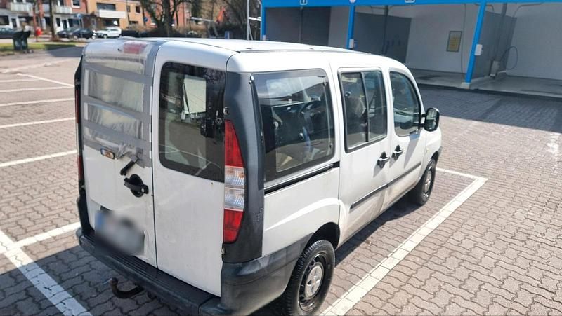 Gebraucht Fiat Doblò 64 PS (47 kW) 2003 Weiß Van / Kleinbus