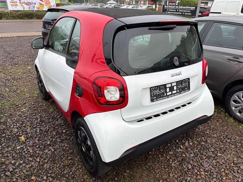 Gebraucht Smart ForTwo Coupé Basis 71 PS (52 kW) 2016 Weiß Coupé