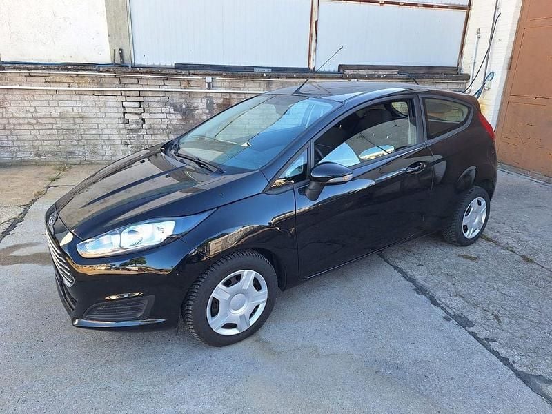 Schwarz Gebraucht 2013 Ford Fiesta Limousine | 4.200 € (Fairer Preis) - Bild 1/4