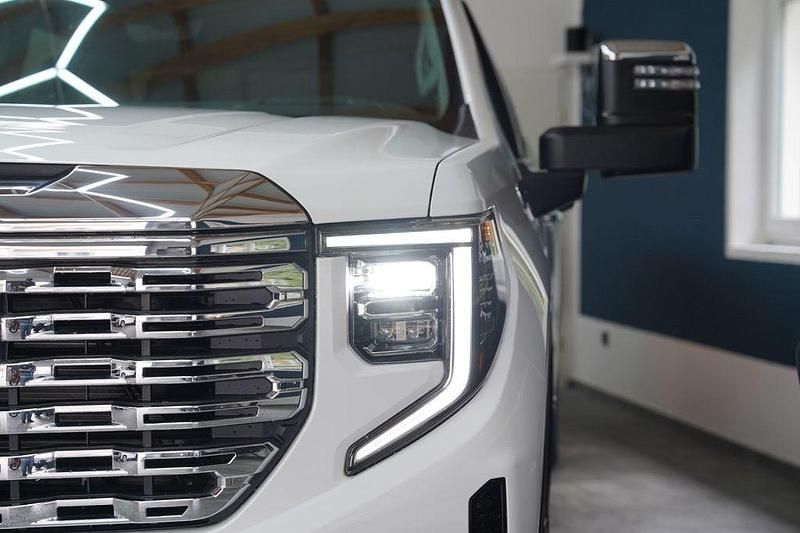 Neu GMC Sierra 305 PS (224 kW) 2025 Weiß Abholung