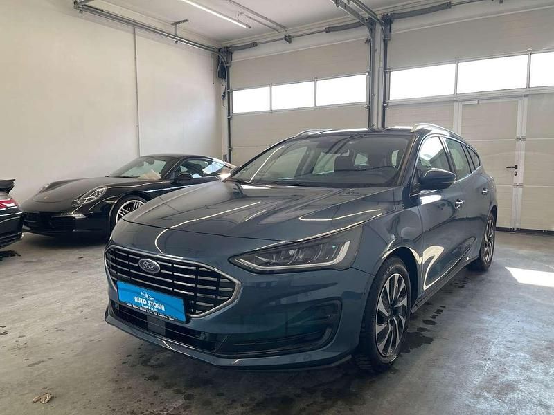 Gebraucht Ford Focus Titanium 116 PS (85 kW) 2023 Chromablau metallic Kombi