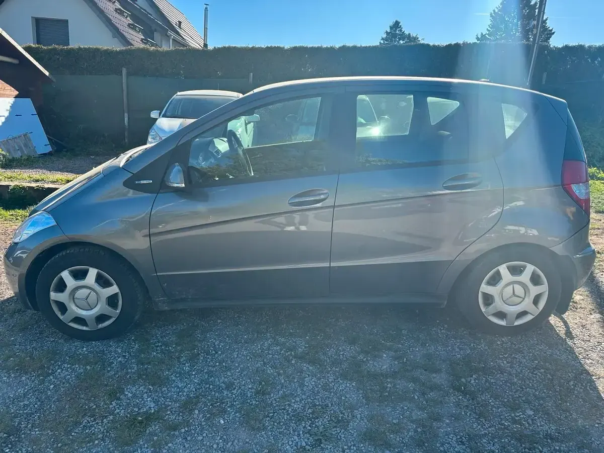 Second-hand Mercedes A150 95 CP (69 kW) 2009 Gri Berlinǎ