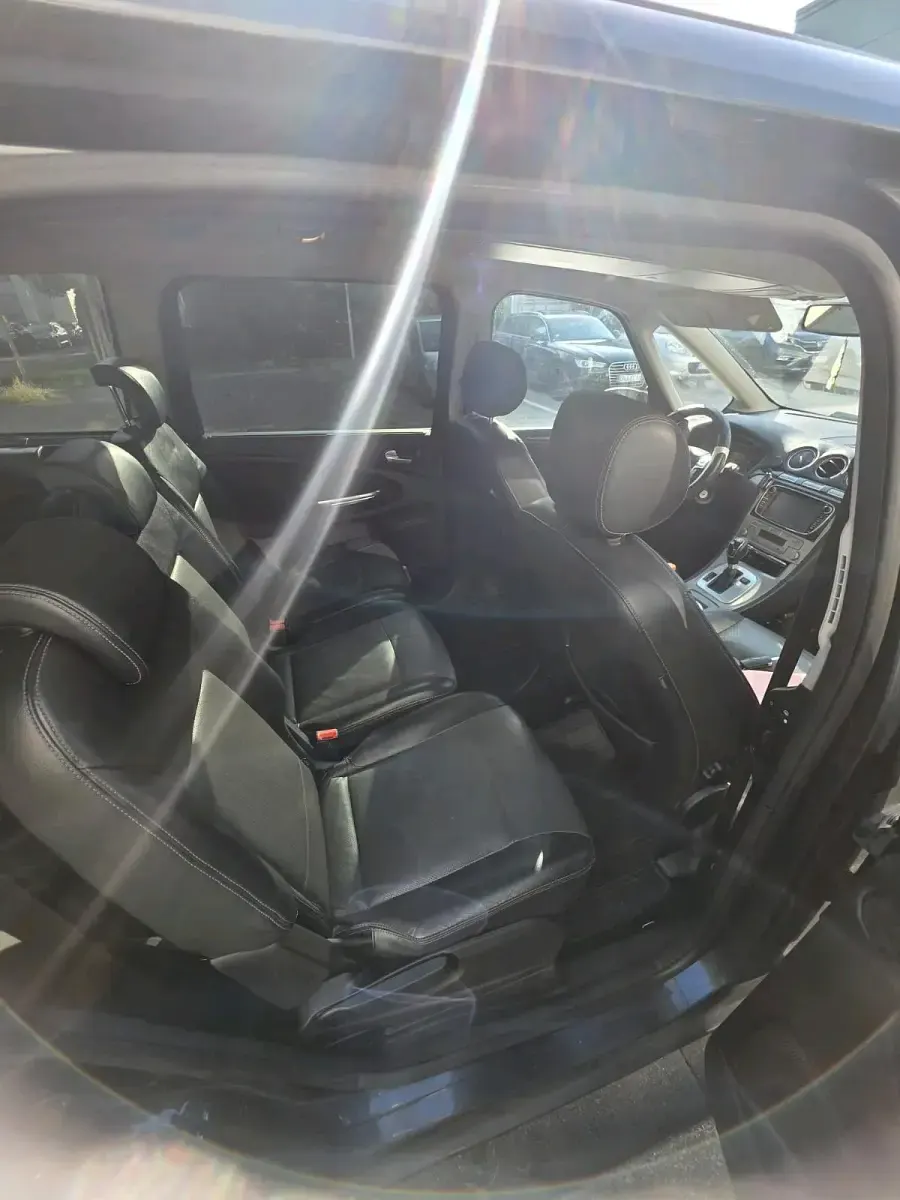 Gebraucht Ford Galaxy 140 PS (102 kW) 2009 Grau Van / Kleinbus