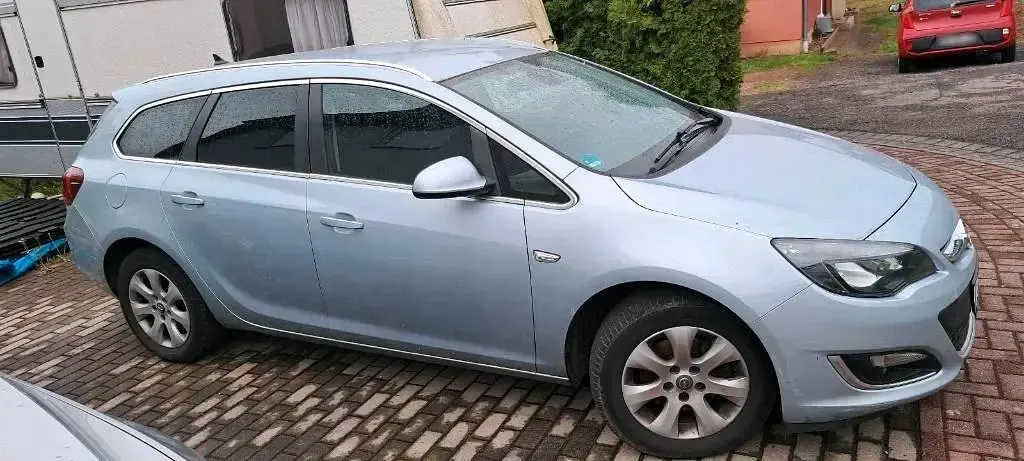 Gebraucht Opel Astra 2014 Silber Kombi