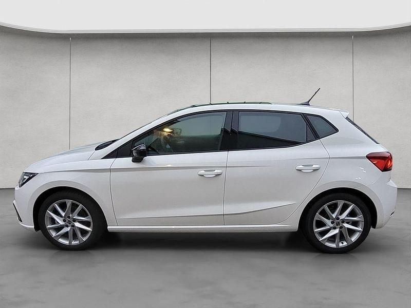 Neu Seat Ibiza FR 116 PS (85 kW) 2025 Weiß Limousine