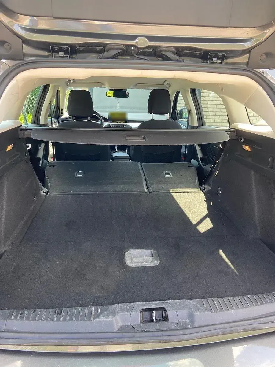 Usado Ford Focus Active 125 CV (91 kW) 2019 Gris Familiar