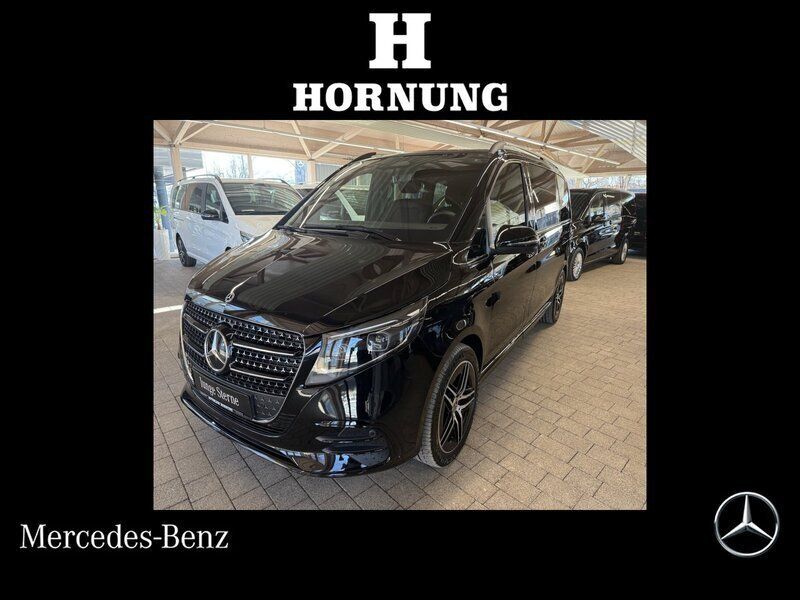 Obsidianschwarz metallic Gebraucht 2024 Mercedes V300 AMG Van / Kleinbus | 83.500 € (Teuer) - Bild 1/4