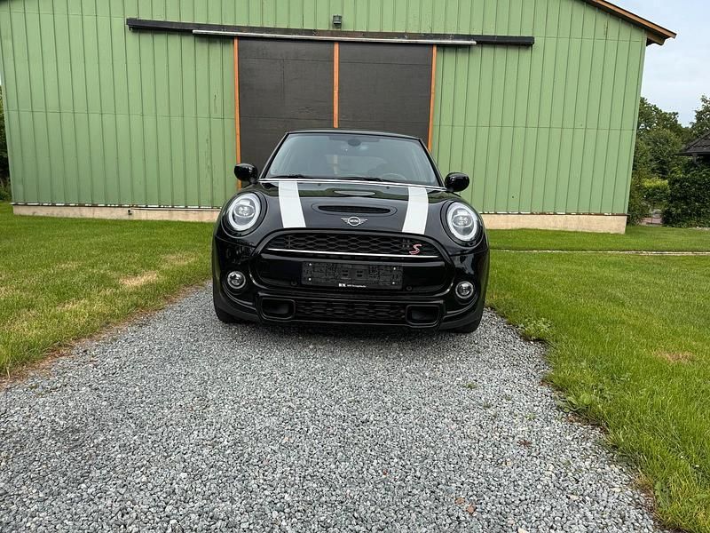 Schwarz Gebraucht 2020 Mini Cooper S Kleinwagen | 15.700 € (Fairer Preis) - Bild 1/4