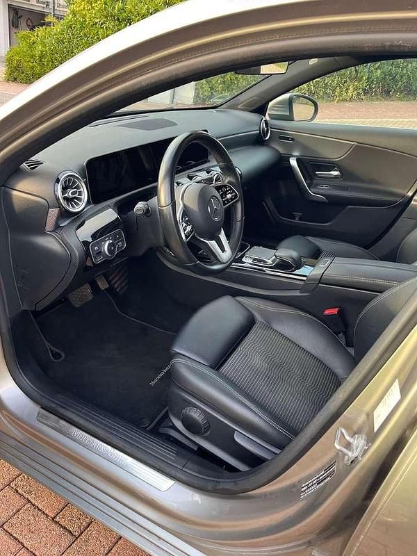 Gebraucht Mercedes A220 Progressive 190 PS (139 kW) 2018 Beige Limousine