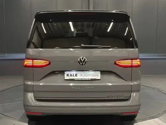 Używany VW Multivan Edition 204 KM (150 kW) 2023 Czarny Minivan