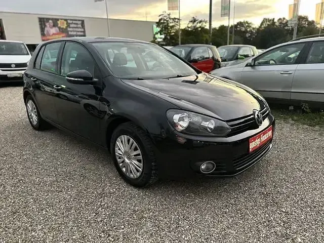 Second-hand VW Golf VII Trendline 86 CP (63 kW) 2012 Negru Berlinǎ
