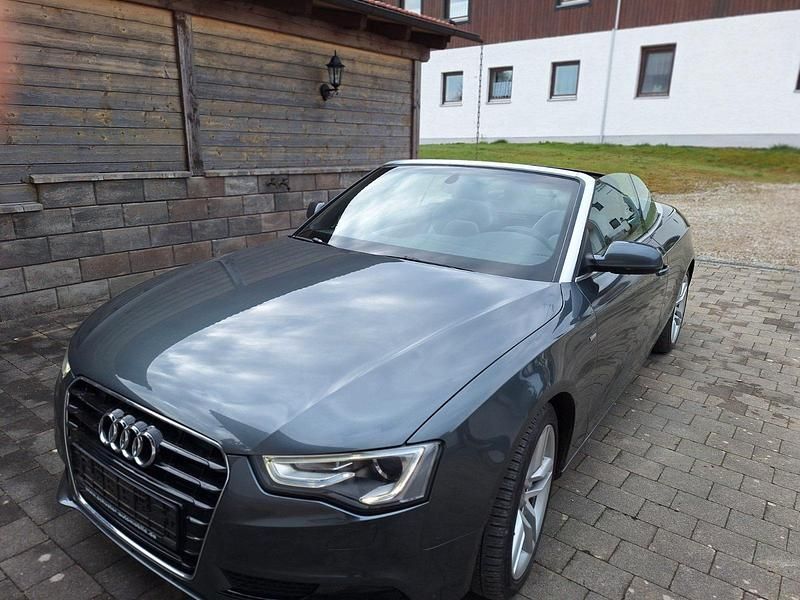 Gebraucht Audi A5 Cabriolet S-Line 170 PS (125 kW) 2012 Grau Cabrio