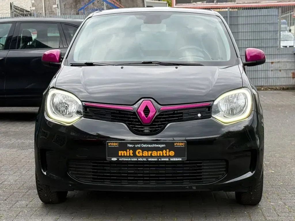 Gebraucht Renault Twingo LIMITED 92 PS (67 kW) 2021 Schwarz Kleinwagen