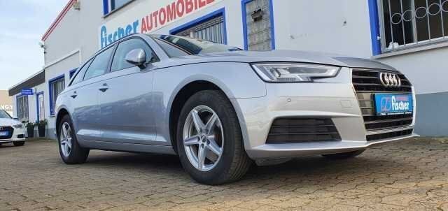 Gebraucht Audi A4 150 PS (110 kW) 2019 Silber metallic Kombi