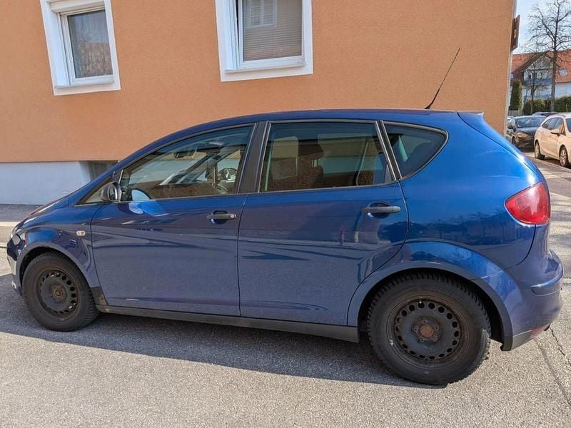 Gebraucht Seat Altea Reference 105 PS (77 kW) 2005 Blau Van / Kleinbus