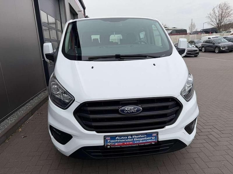 Gebraucht Ford Transit Custom Trend 131 PS (96 kW) 2021 Frozen white Kombi