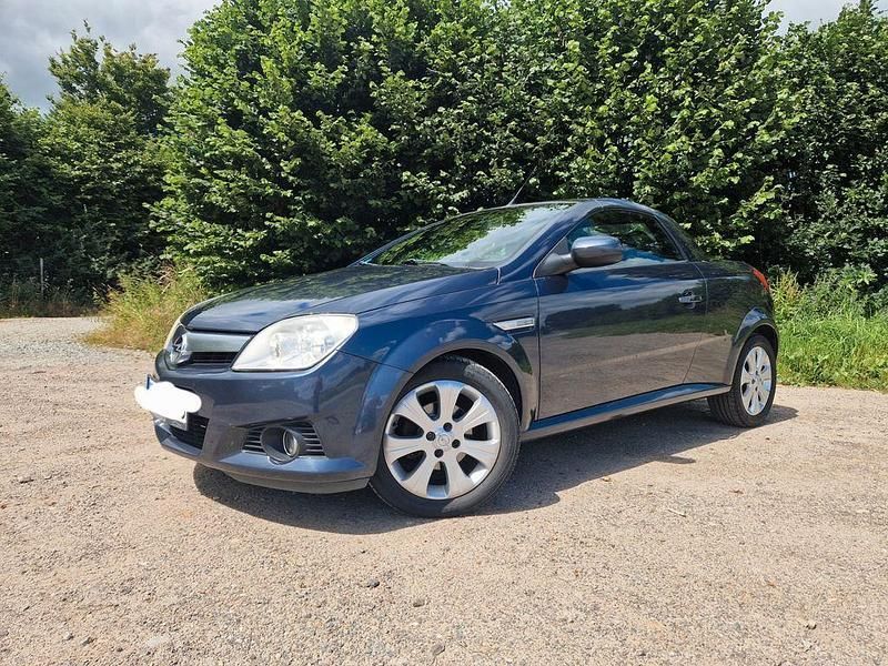 Blau Gebraucht 2009 Opel Tigra Cabrio | 3.333 € (Fairer Preis) - Bild 1/4