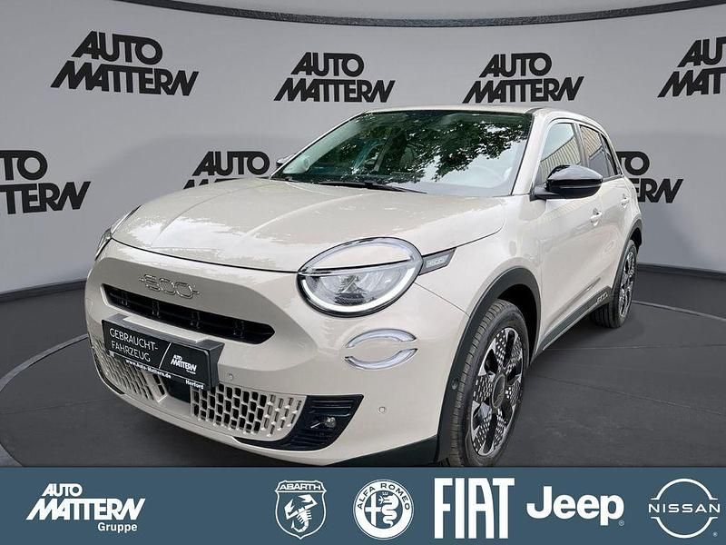 Beige Gebraucht 2024 Fiat 600 La Prima SUV | 25.990 € (Teuer) - Bild 1/4
