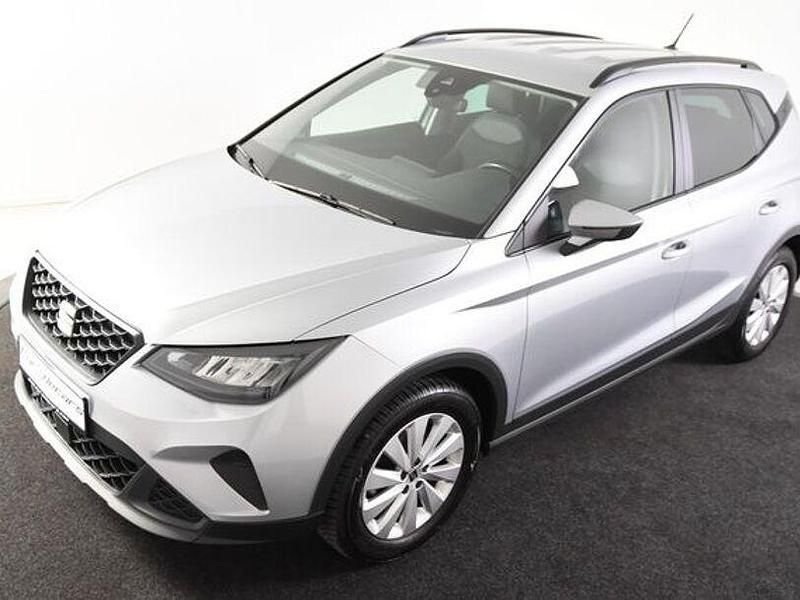 Gebraucht Seat Arona 95 PS (69 kW) 2023 Silber SUV
