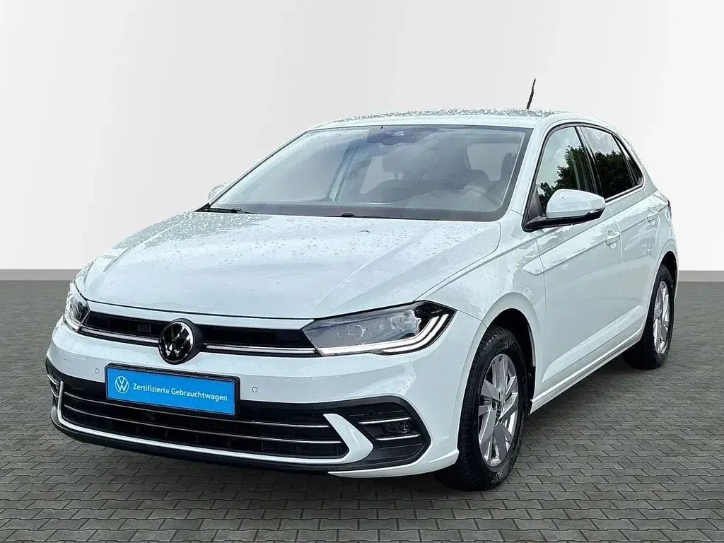 Gebraucht VW Polo Style 95 PS (69 kW) 2023 Weiß Kleinwagen