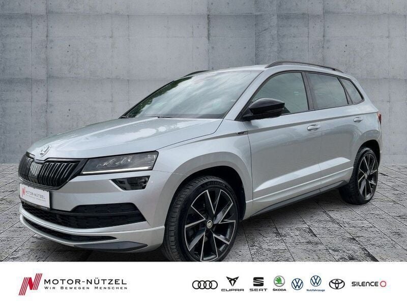 Brilliantsilber metallic Gebraucht 2021 Skoda Karoq SportLine SUV | 31.420 € (Fairer Preis) - Bild 1/4
