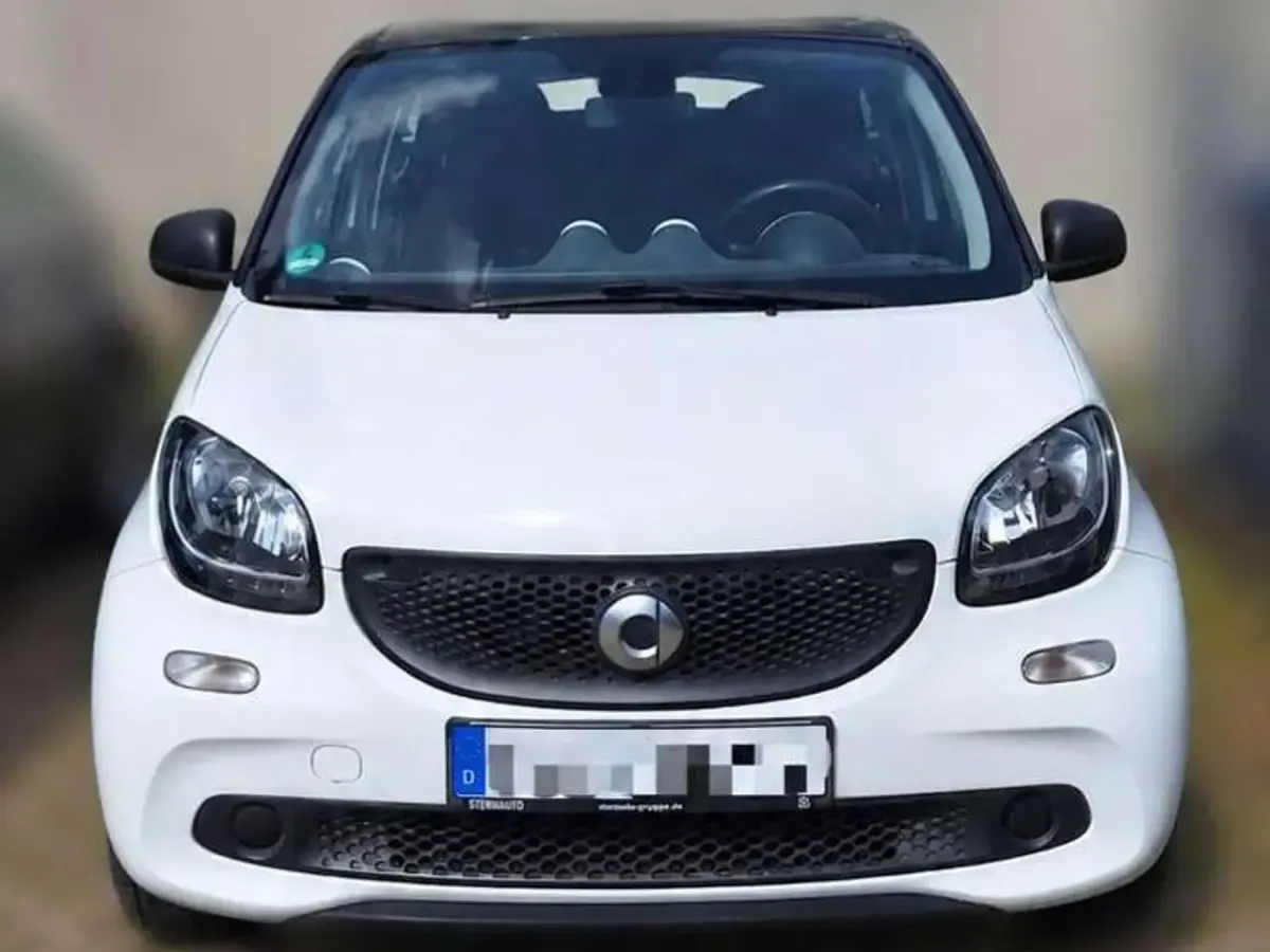 Gebraucht Smart ForFour 71 PS (52 kW) 2018 Weiß Kleinwagen