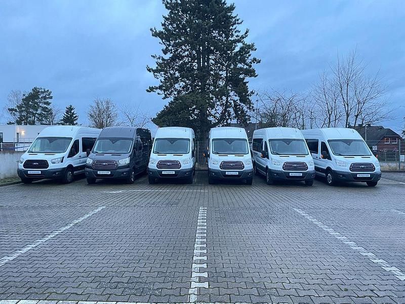 Second-hand Ford Transit 131 CP (96 kW) 2019 Alb Break