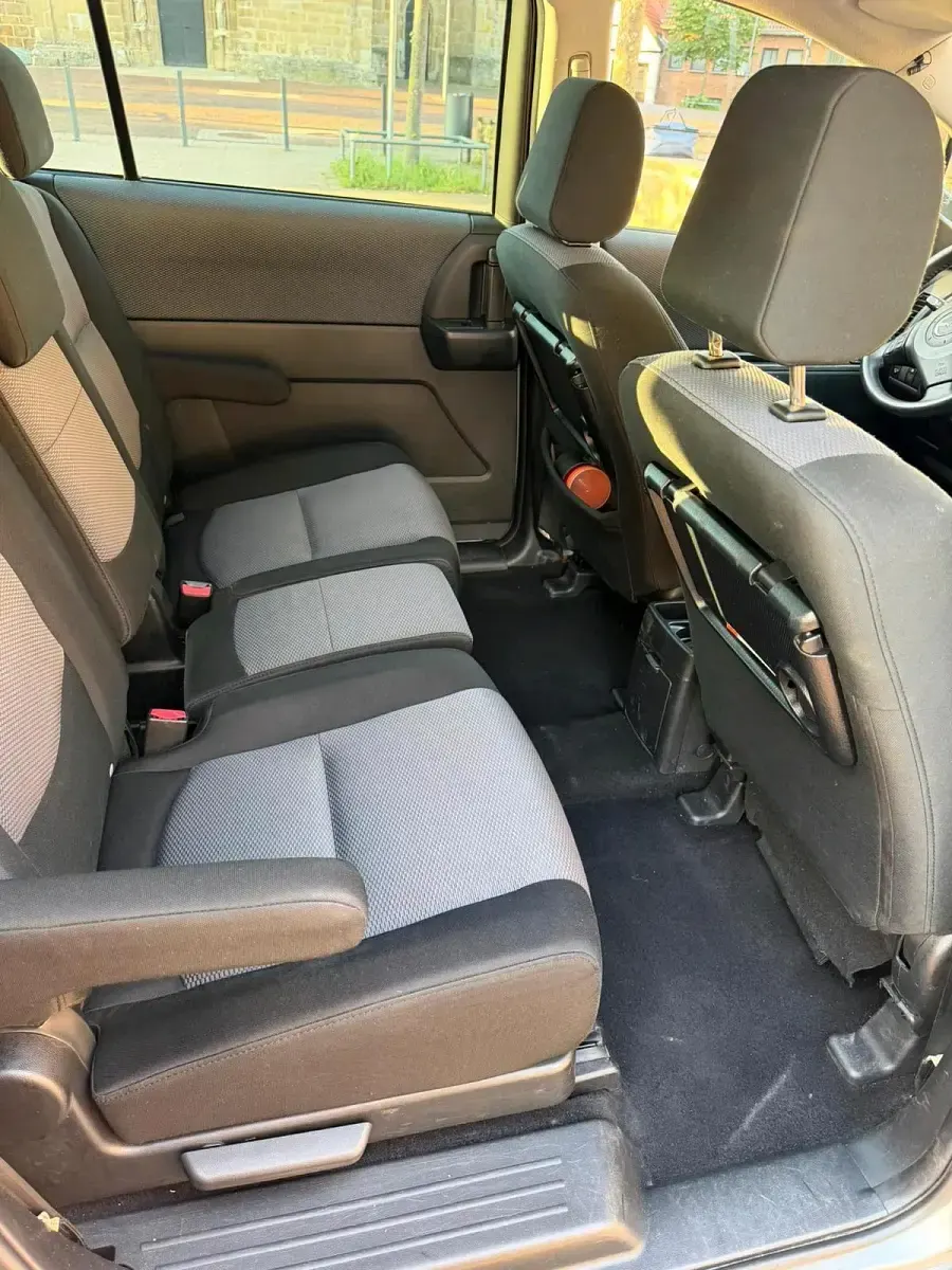 Gebraucht Mazda 5 2007 Grau Van / Kleinbus