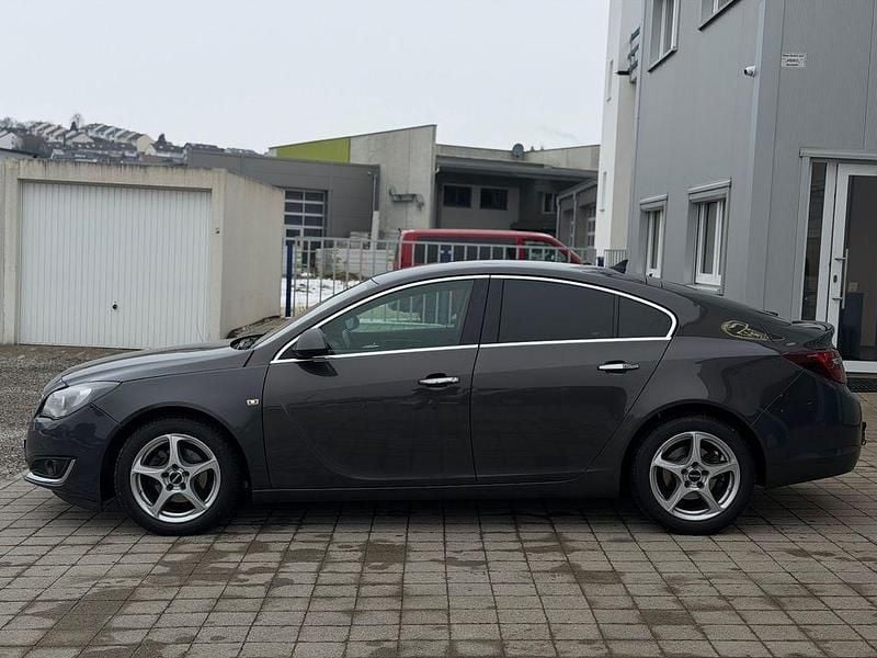Gebraucht Opel Insignia Business Innovation 131 PS (96 kW) 2015 Grau Limousine