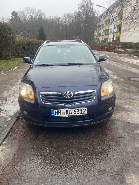 Gebraucht Toyota Avensis Executive 147 PS (108 kW) 2008 Kombi
